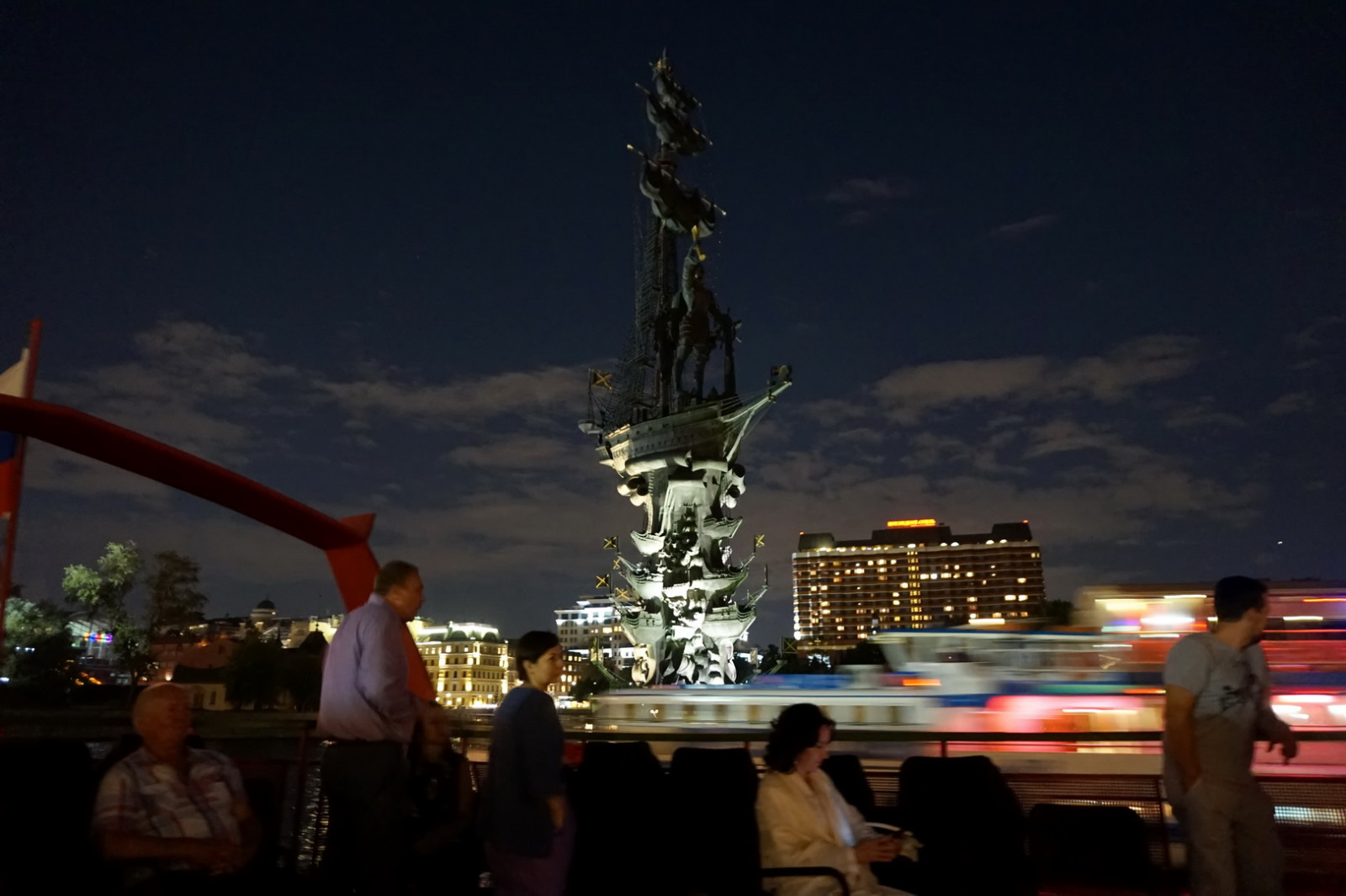 30 лет агентству недвижимости Новой Москвы Белые Ветры - прогулка на теплоходе 